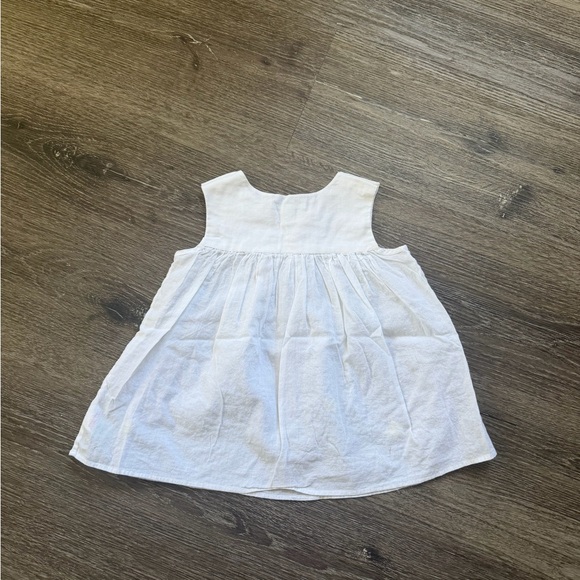 Marie Chantal White Garment - Picture 3 of 3